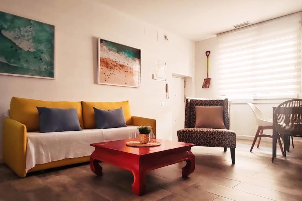 Jos'S House. Thai Loft 50Mt To La Carihuela Beach Torremolinos Luaran gambar